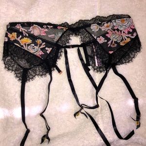 Victoria’s Secret flowered garter